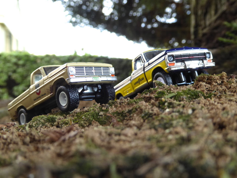 Illustration for article titled Hot Sixty 4th: A Tale of 2 Fords on a Friday